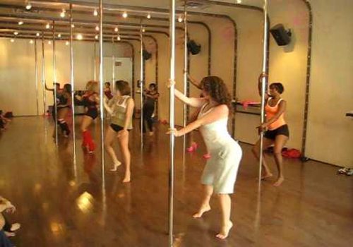 LA pole dancing classes