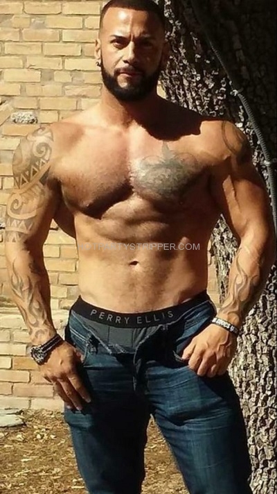 Maximus Florida Male model and dancer